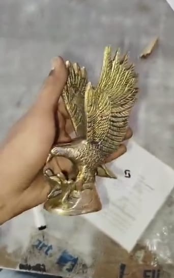 Customer photo review of Eagle 100% Pure Brass Statue Idol Decorative Showpiece for Home, Office and Gifting by Vastu Mandir