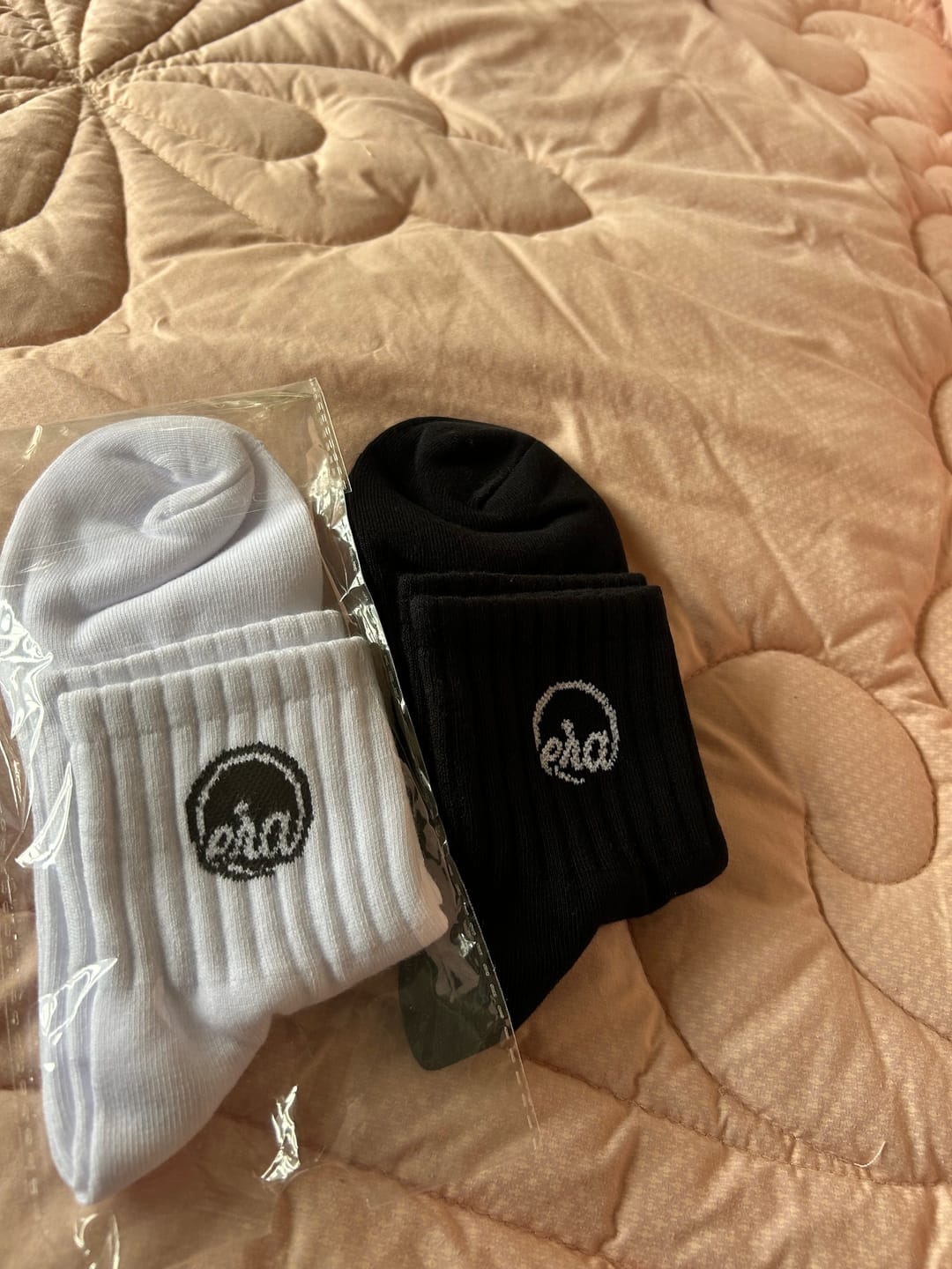 Customer photo review of Era Everyday Socks Mixed Set (4 Pairs)