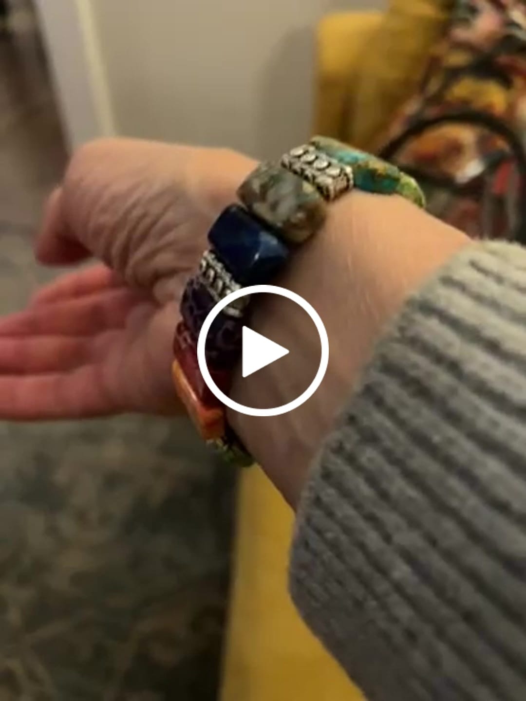 Customer video review of Chic Chakra Stretch Apple Watch Strap
