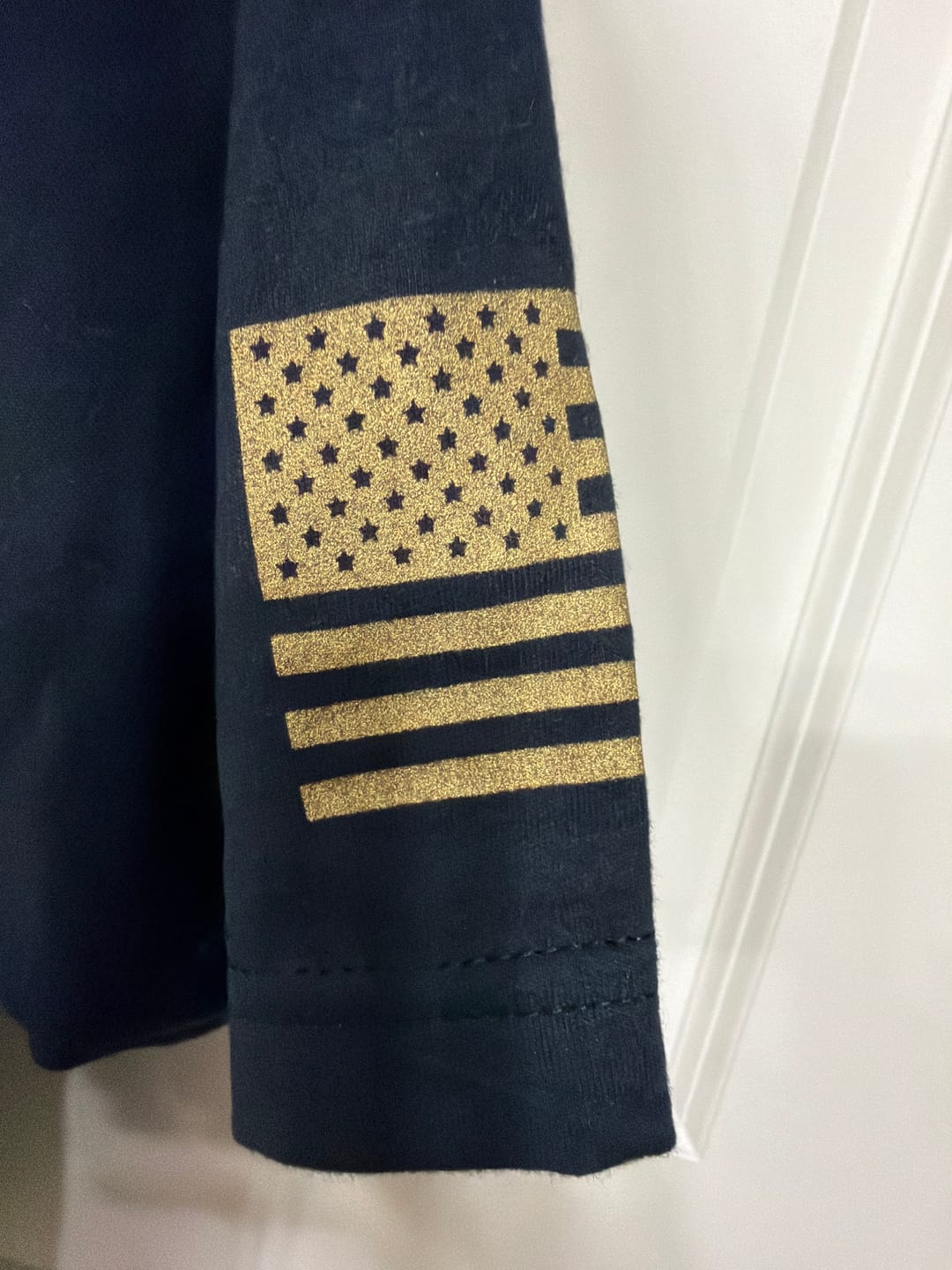 Customer photo review of 80Eighty® Golden MIrror Shirt