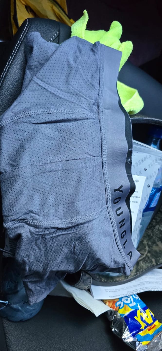 Customer photo review of 5097 - Gold's Iron Legacy Shadow Cut-Offs