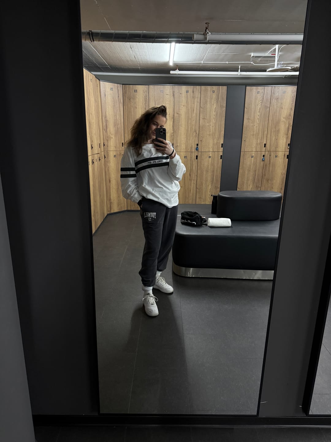 Customer photo review of W2213 - OTG Straight Leg Joggers