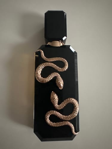 Customer photo review of Veneno – French Avenue