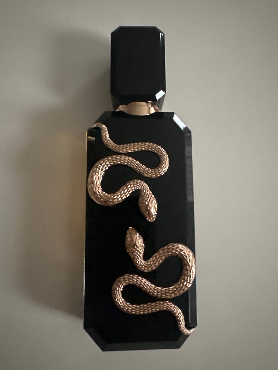 Customer photo review of Veneno – French Avenue