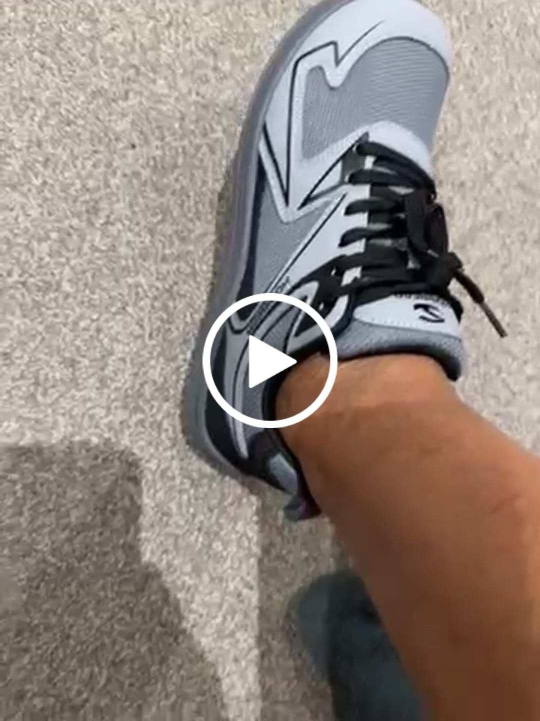 Customer video review of Gladiolus - Wide Toe Sneakers