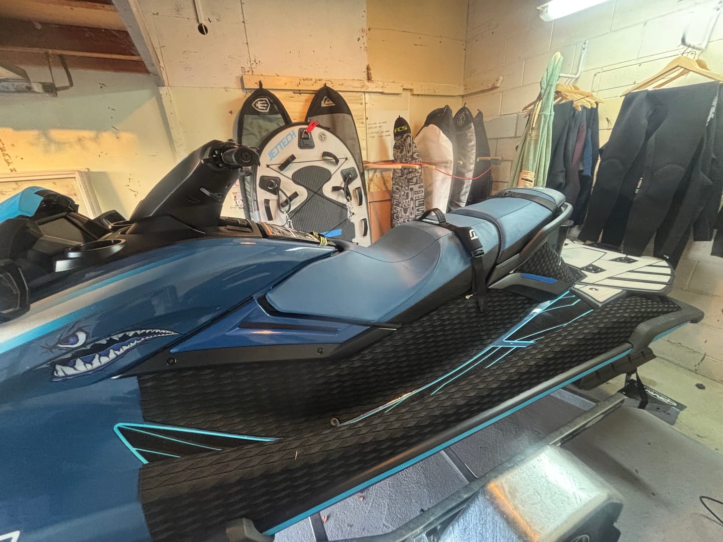 Customer photo review of JET TECH SEAT STRAPS & HANDLE