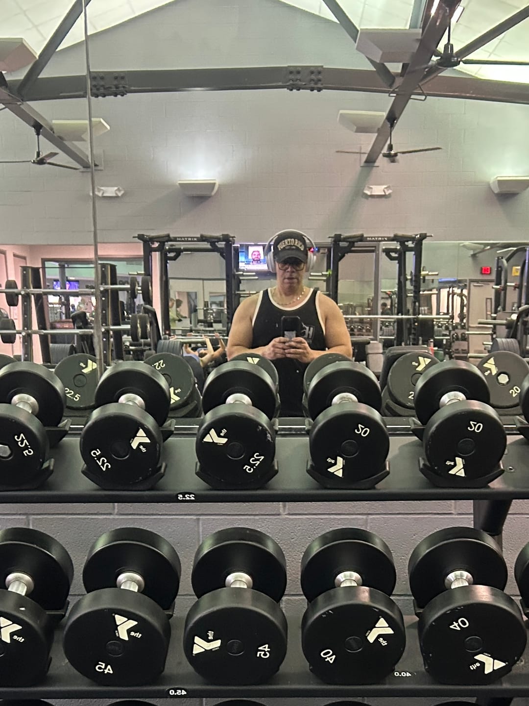 Customer photo review of Logo Premium Tank - Black/Sand