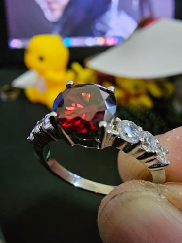 Customer photo review of 1.5ct Slovenia Engagement Ring