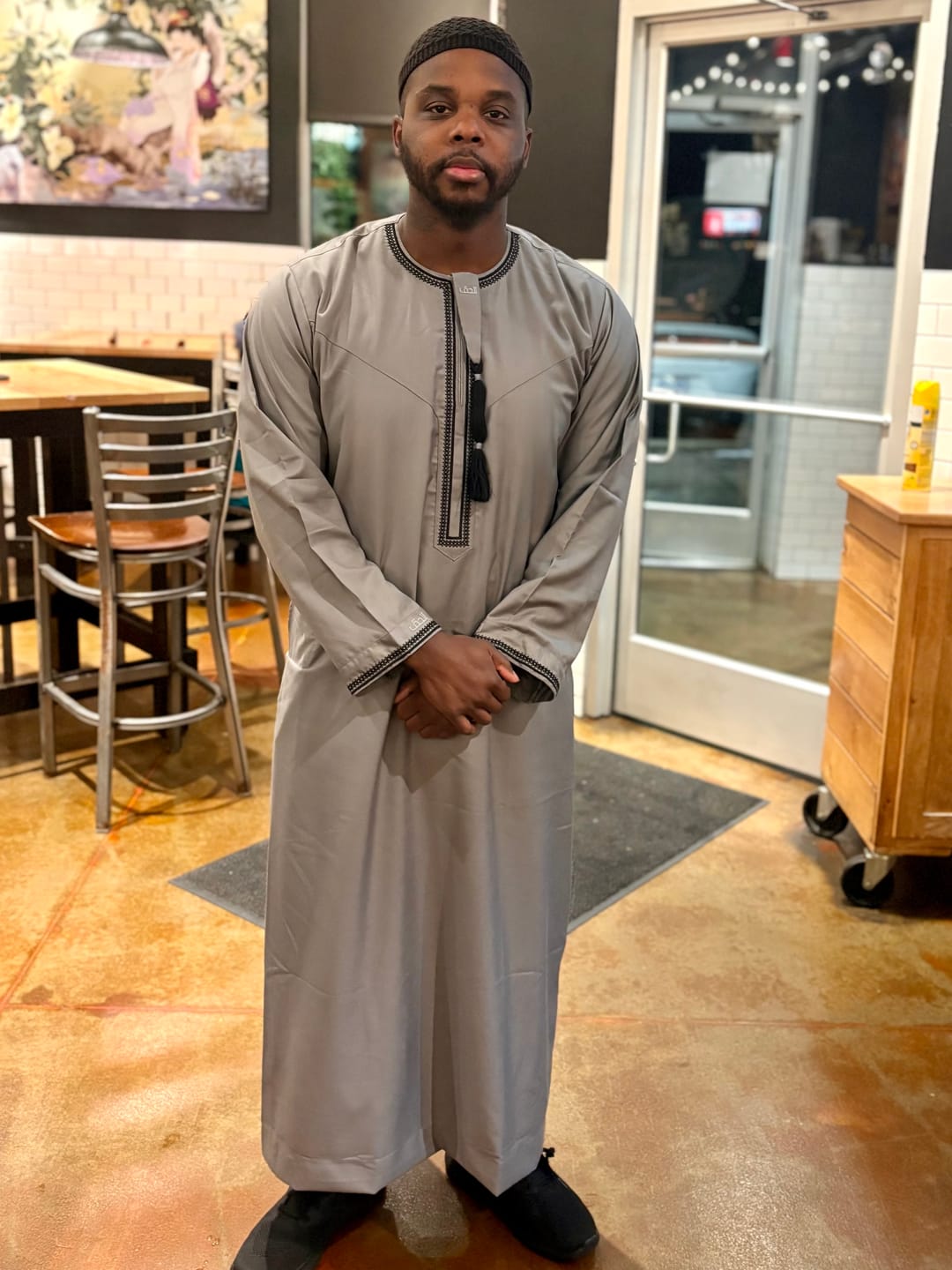 Customer photo review of Luxury Grey & Black Omani Thobe