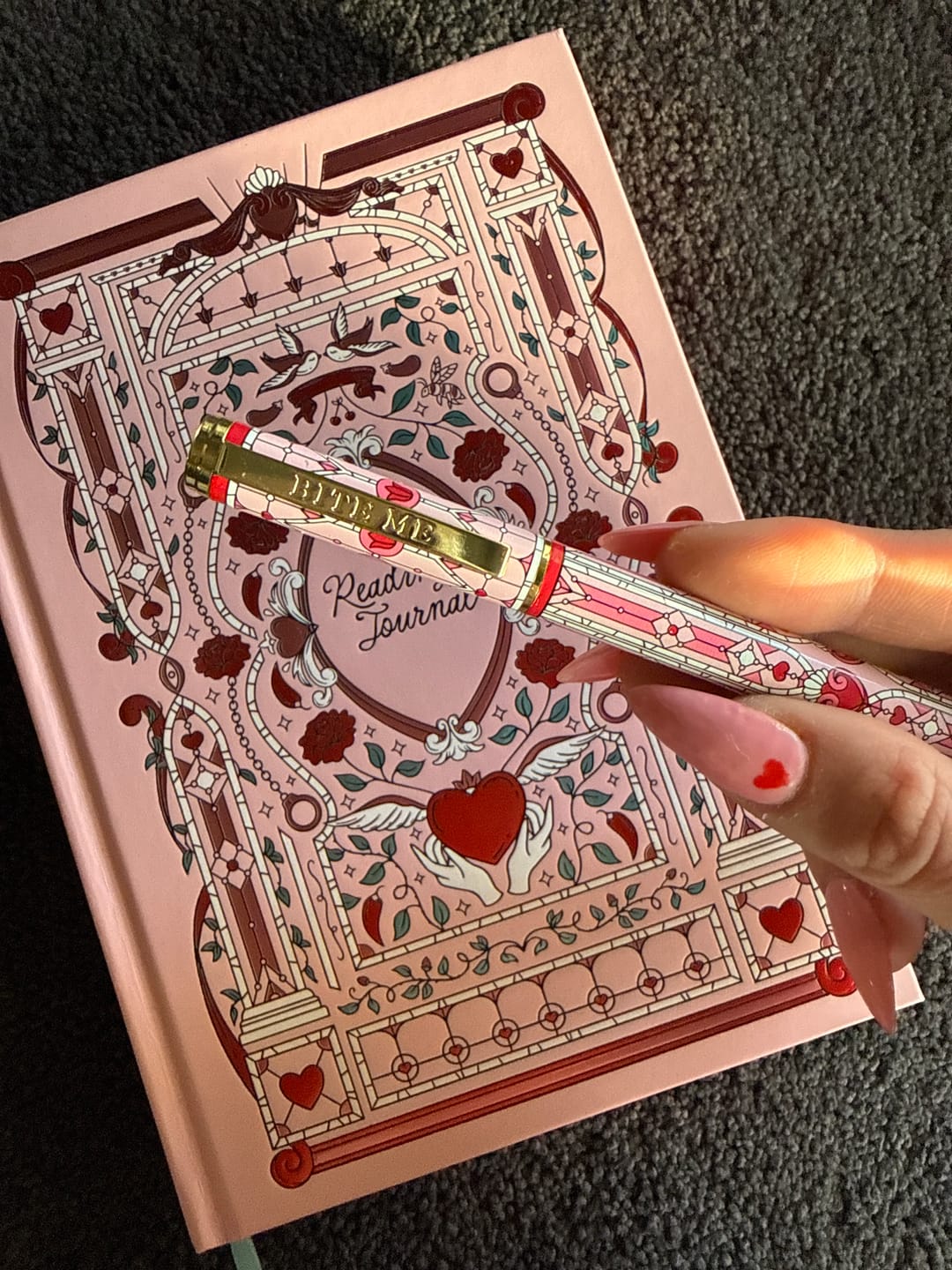 Customer photo review of Bite Me Pen