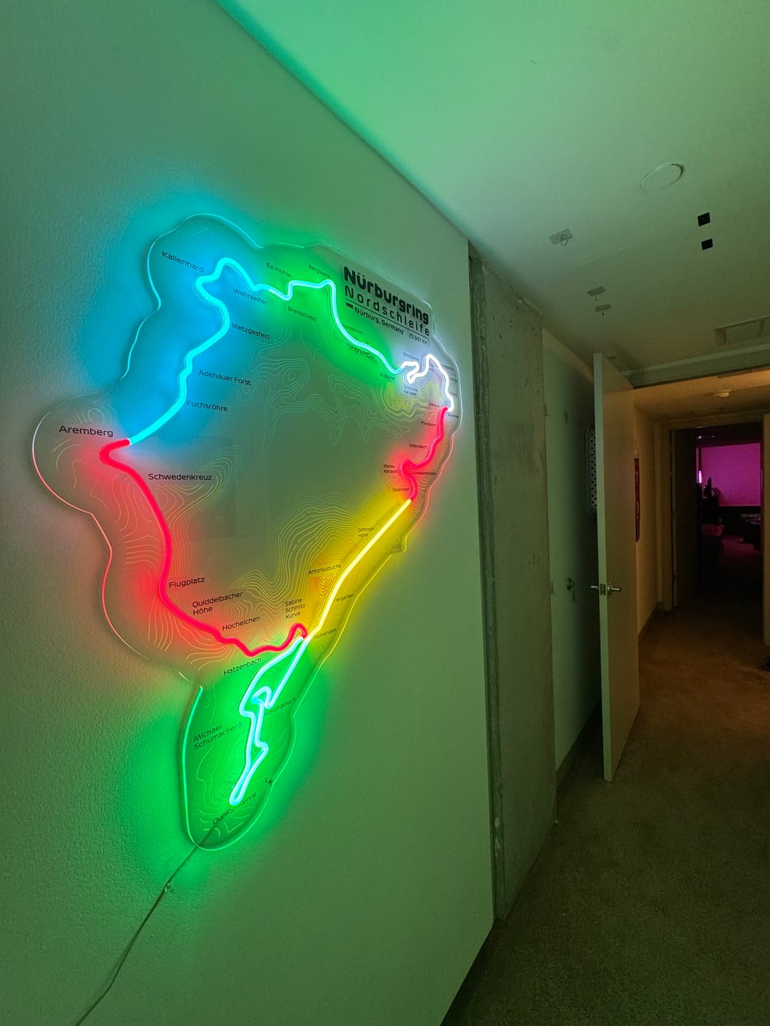 Customer photo review of Nürburgring Nordschleife Neon Race Track