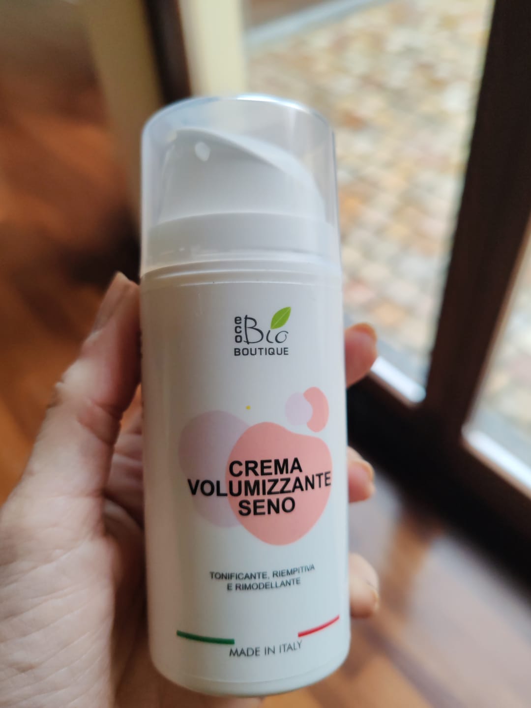 Customer photo review of Crema Volumizzante Seno