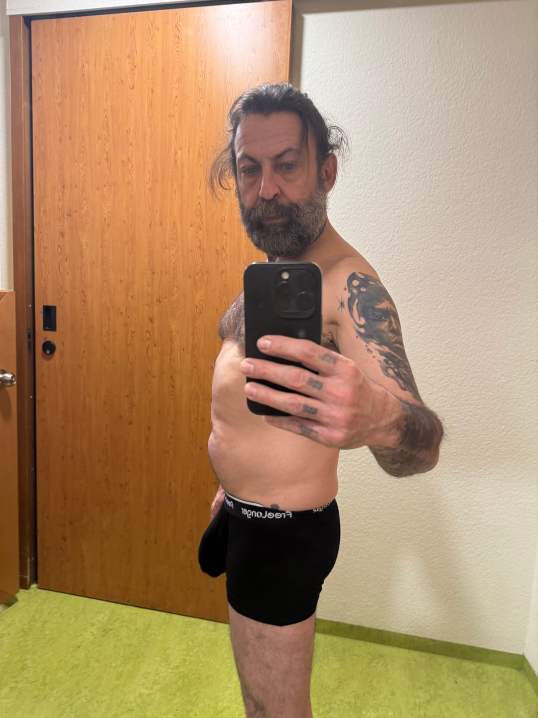 Customer photo review of FreeLonger Men's Comfy Separate Big Pouch Trunks