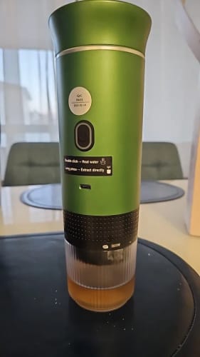 Customer photo review of Cafetera Espresso portátil eléctrica inalámbrica para coche y hogar, cafetera para acampar, cafetera de viaje en polvo con cápsula 3 en 1