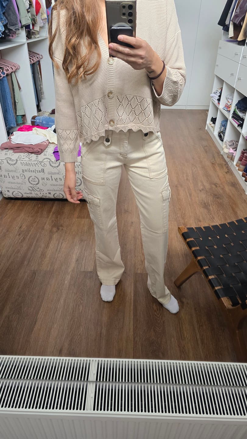 Customer photo review of JEANS CARGO TIRO ALTO JUANA crudo