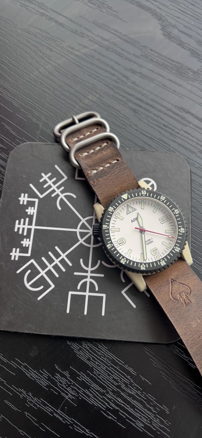 Customer photo review of W.O.E. Leather Single Pass Strap