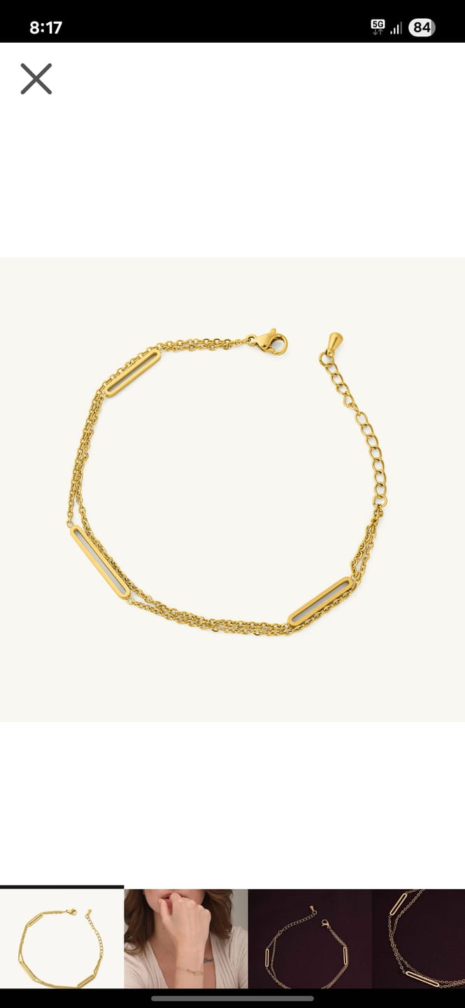 Customer photo review of Bar Layered Chain Bracelet