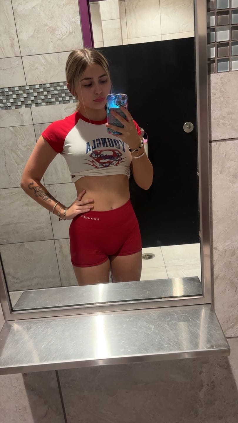 Customer photo review of W165 Lift Seamless Shorts