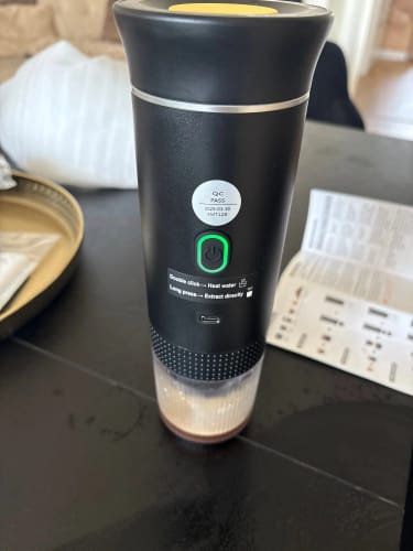Customer photo review of Cafetera Espresso portátil eléctrica inalámbrica para coche y hogar, cafetera para acampar, cafetera de viaje en polvo con cápsula 3 en 1