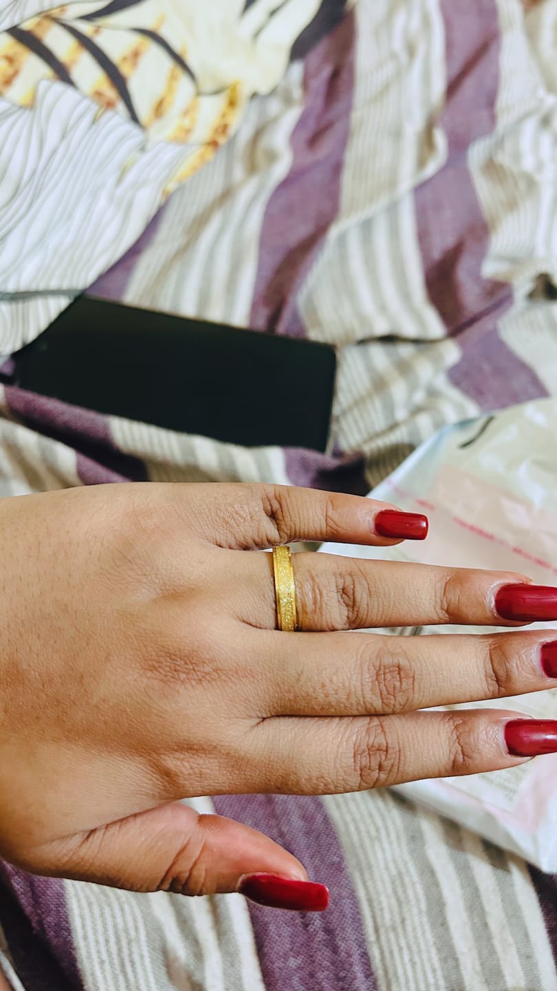 Customer photo review of Textured Matte Gold Band Ring