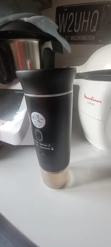 Customer photo review of Cafetera Espresso portátil eléctrica inalámbrica para coche y hogar, cafetera para acampar, cafetera de viaje en polvo con cápsula 3 en 1
