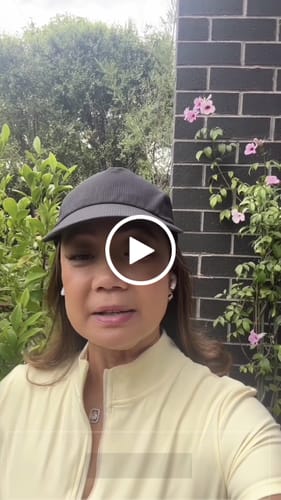 Customer video review of Organic Moringa Capsules