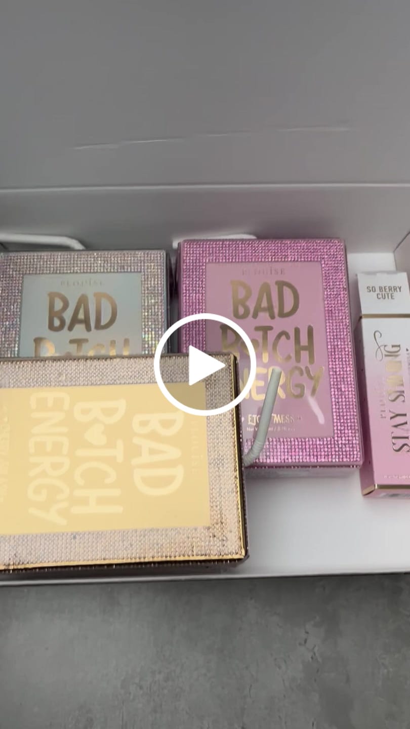 Recenzie video de la clienți pentru P.Louise Crystal Bad Bitch Energy Trio