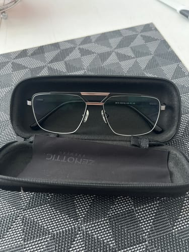 Customer photo review of Zenottic Eyeglasses Adelaide