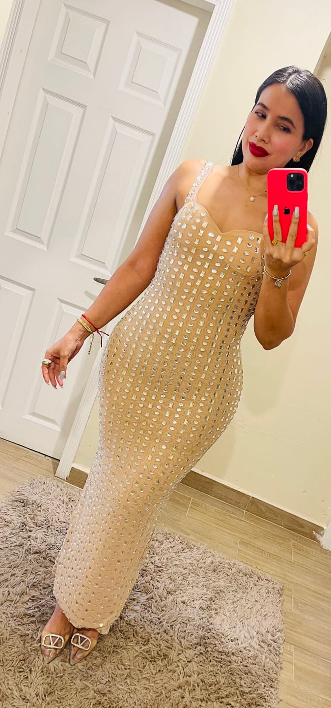 Customer photo review of VESTIDO BETZY