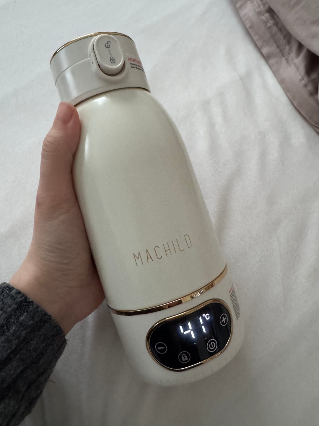 Customer photo review of Tragbarer Fläschchenwärmer + Milchpulverbox (weiß) + Schnell-Ladegerät