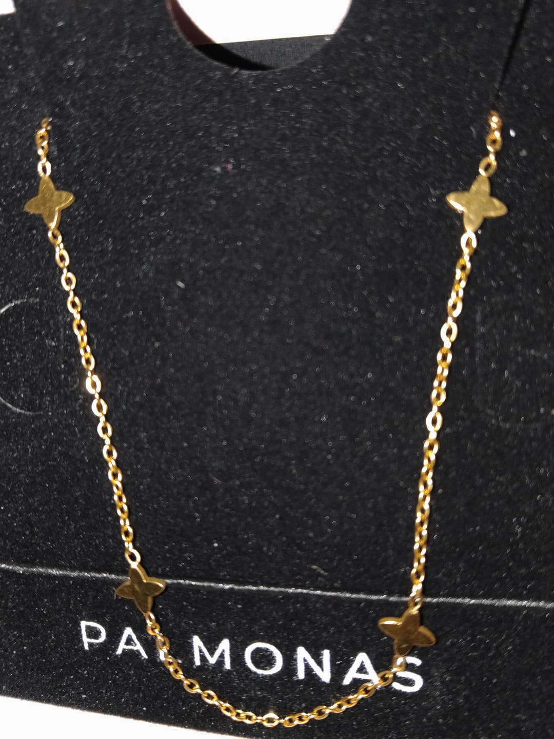 Customer photo review of Dainty clover flower necklace
