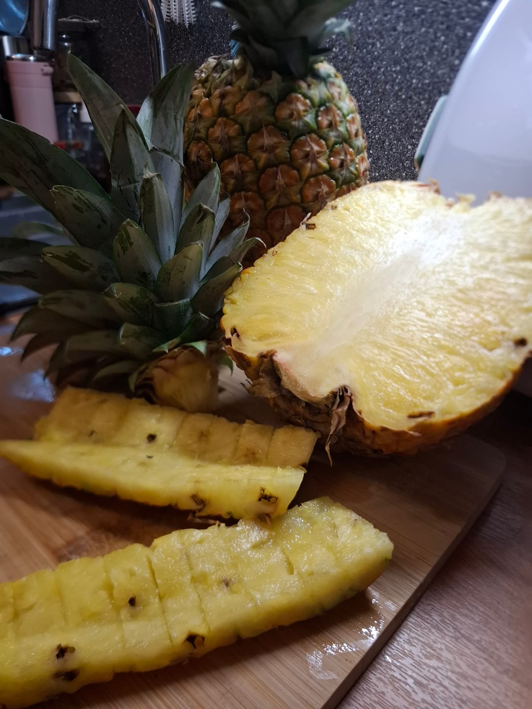 Customer photo review of Ananas Flugware reifgeerntet Aktionspreis %