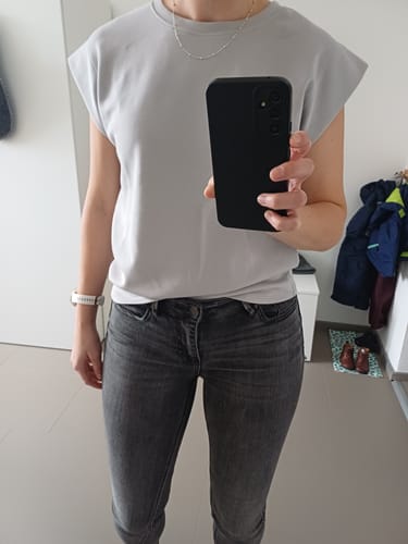 Customer photo review of edles Shirt FAR FROM BASIC mit FLÜGELARM - versch. Farben