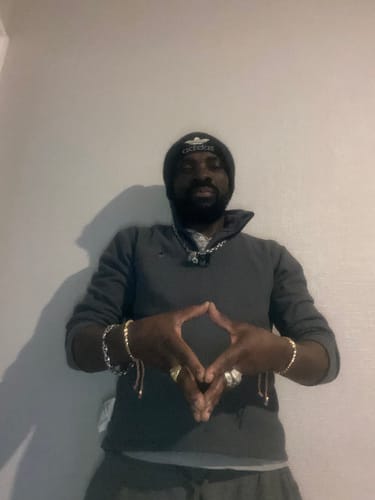 Customer photo review of 100 Mini-Affirmations for Manifesting Anything