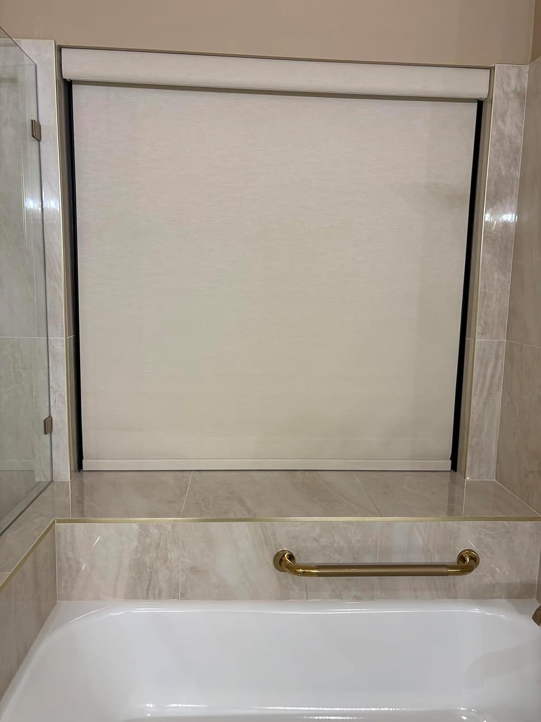 Customer photo review of Bringnox No Drill Motorized Roller Shades 100% Blackout Linen