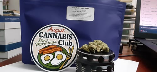 Customer photo review of Hindu Kush - Exotic Smalls