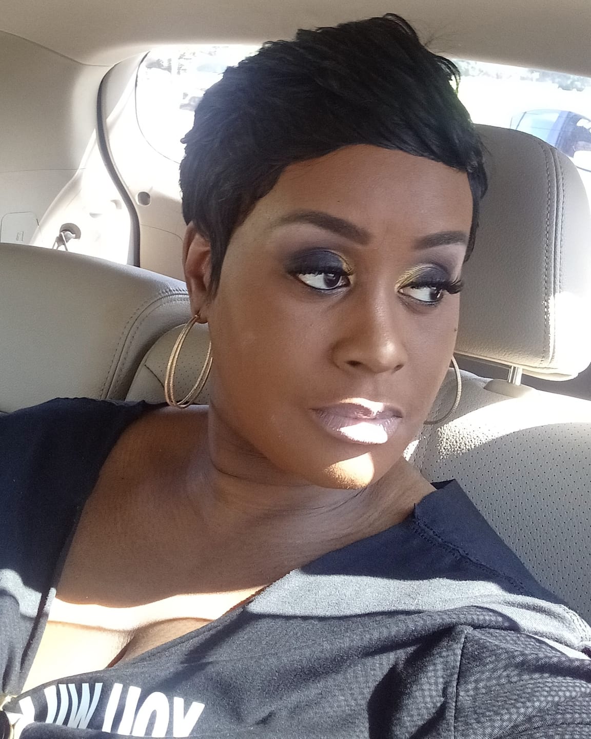 Customer photo review of Sensationnel Instant Fashion Full Wig - ANITA