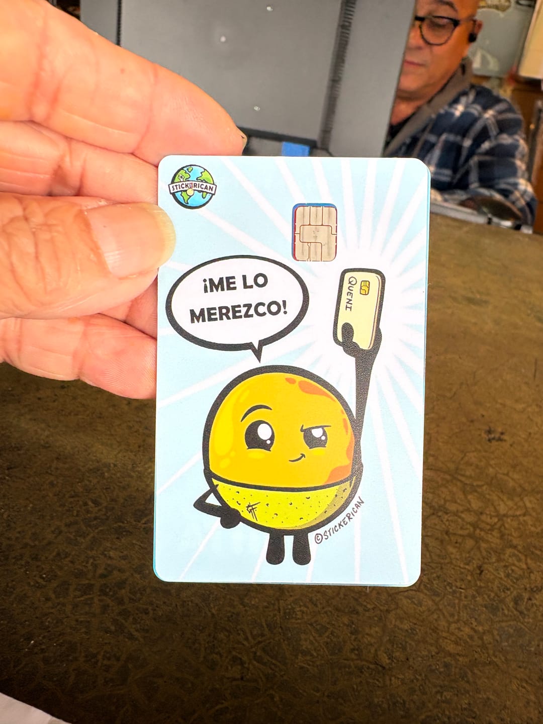 Customer photo review of Me Lo Merezco - Sticker para Tarjeta de Crédito