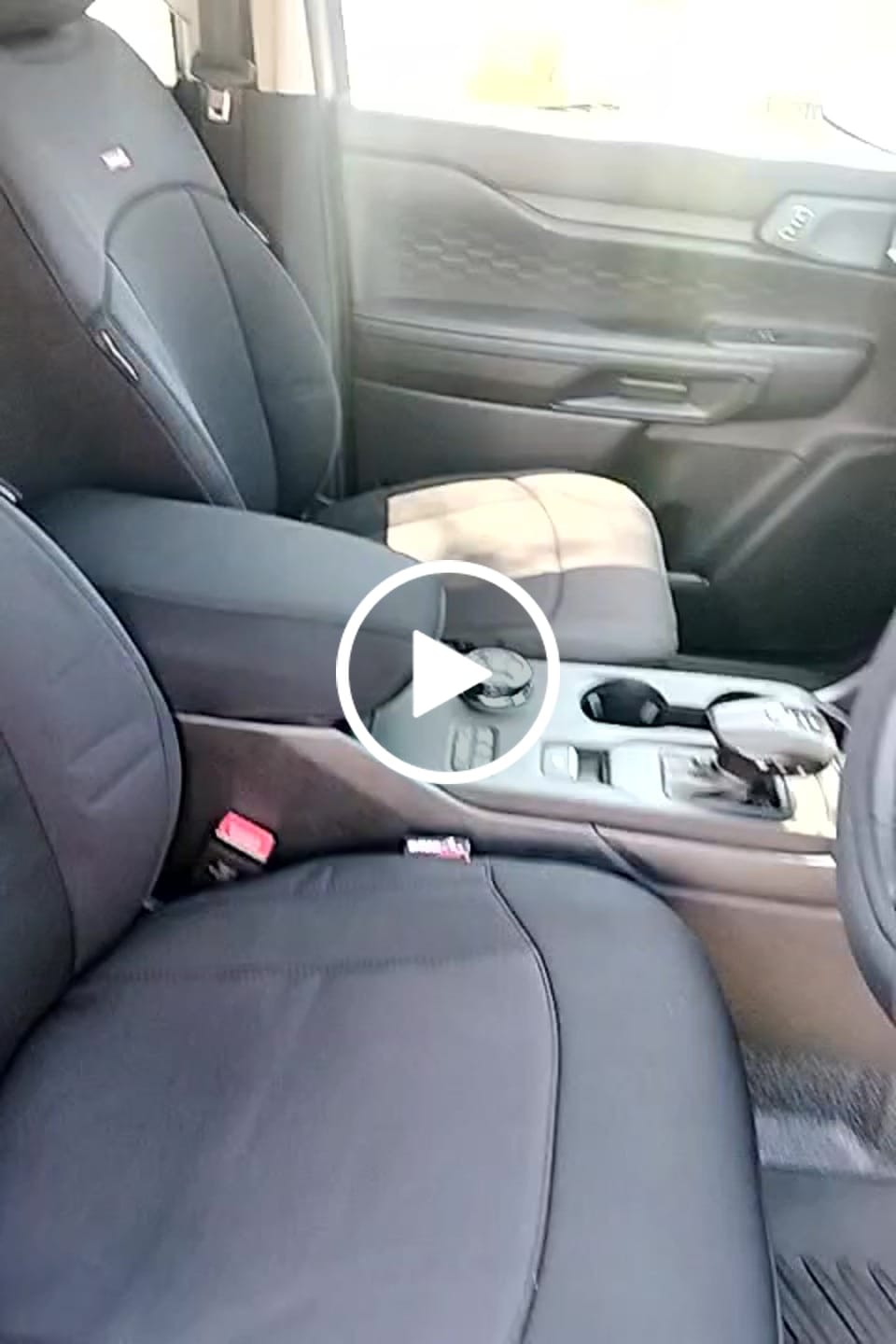 Customer video review of Sharkskin PLUS Neoprene Seat Covers for Ford RANGER NEXT-GEN XLT  (MAY/2022 - ON)