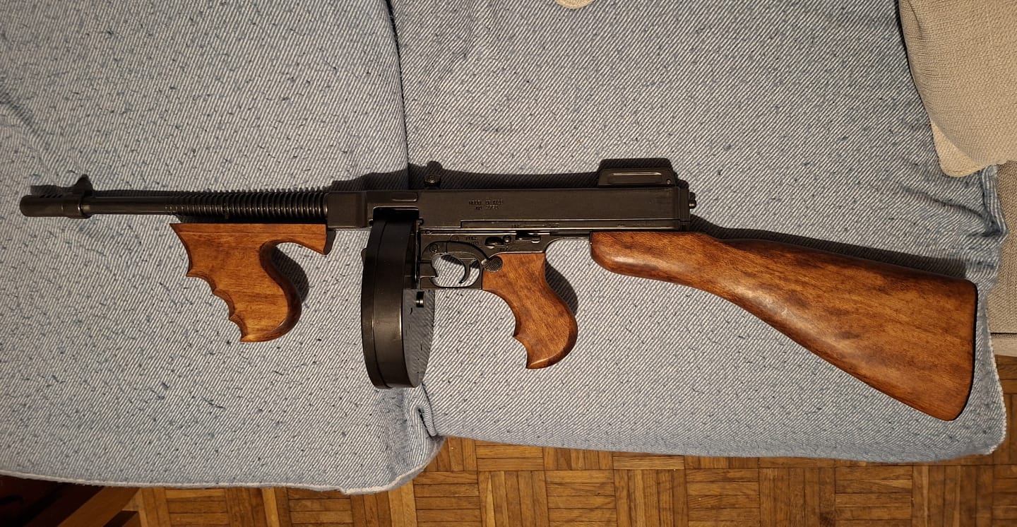 Customer photo review of Tommy Gun - M1 Submachine Gun