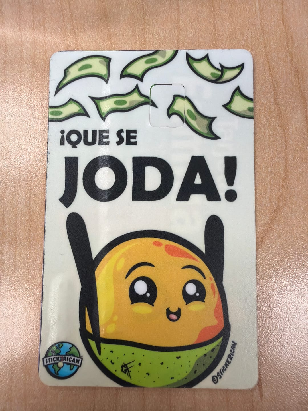 Customer photo review of Que Se Joda - Sticker para Tarjeta de Crédito