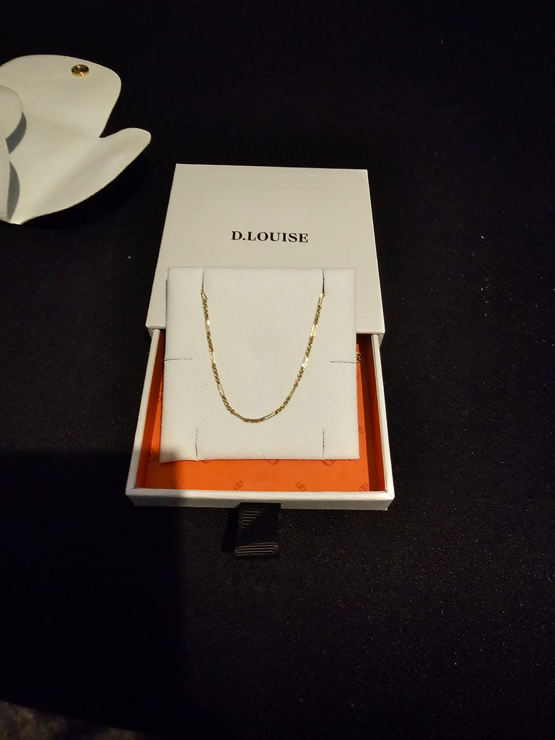 Customer photo review of Fine Figaro Chain