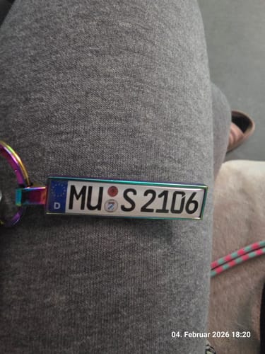 Customer photo review of Kennzeichen Schlüsselanhänger Mini Nummernschild Metall