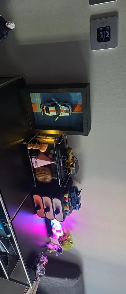 Customer photo review of Tableau 3D LED voiture sportive GT3 - Déco murale lumineuse