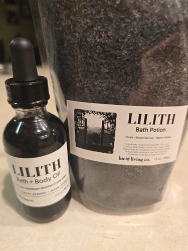 Customer photo review of LILITH Bath & Body Oil