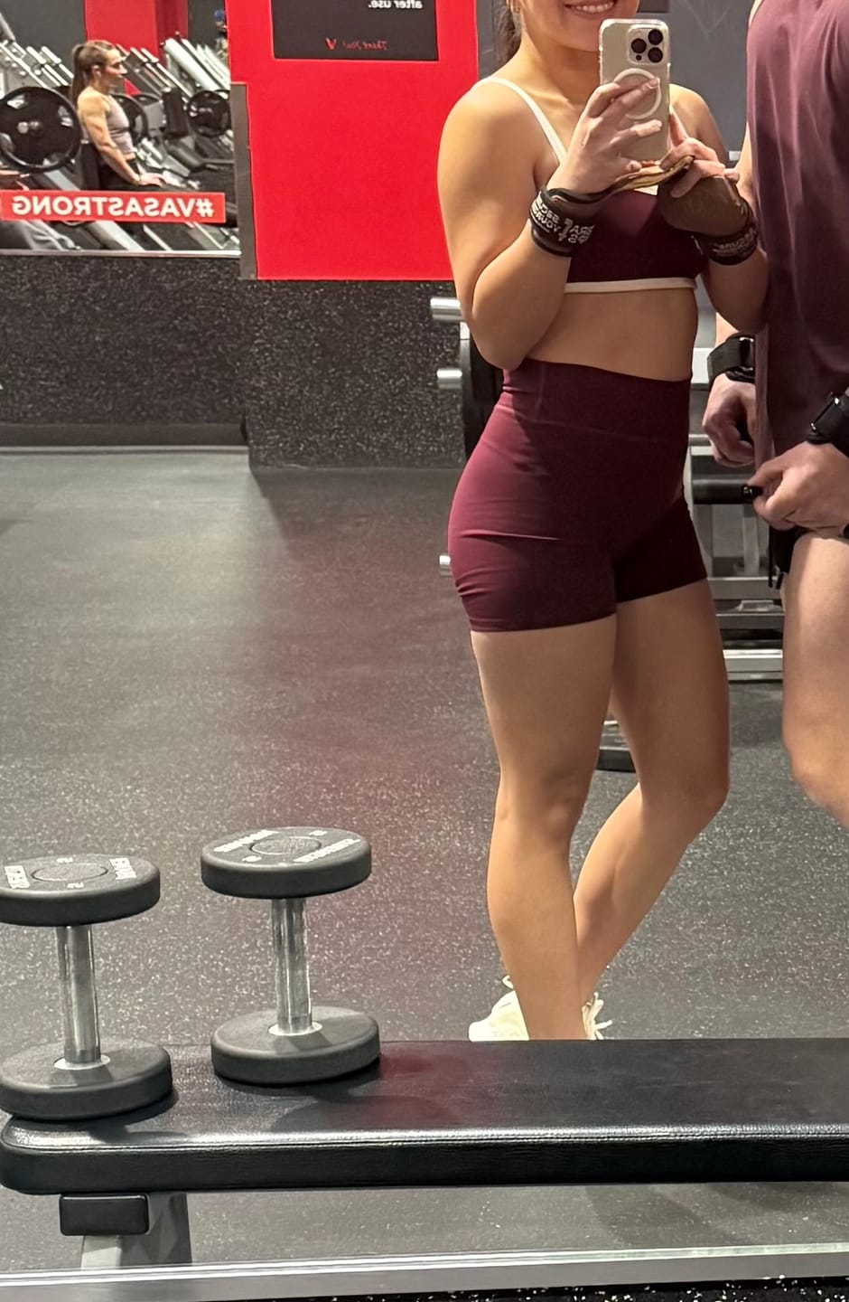Customer photo review of The Essentials Short / Black-Cherry
