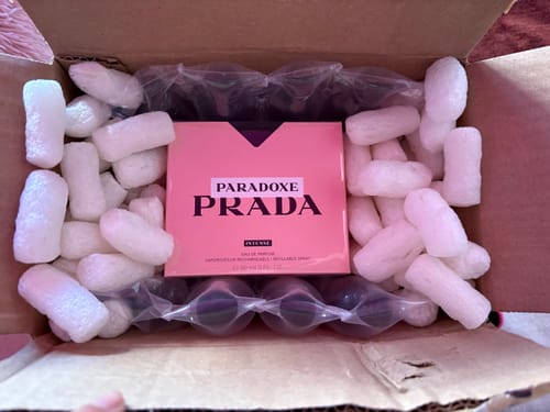 Reseña con foto de un cliente sobre Perfume Prada Paradoxe Intense 90ml Edp Para Dama