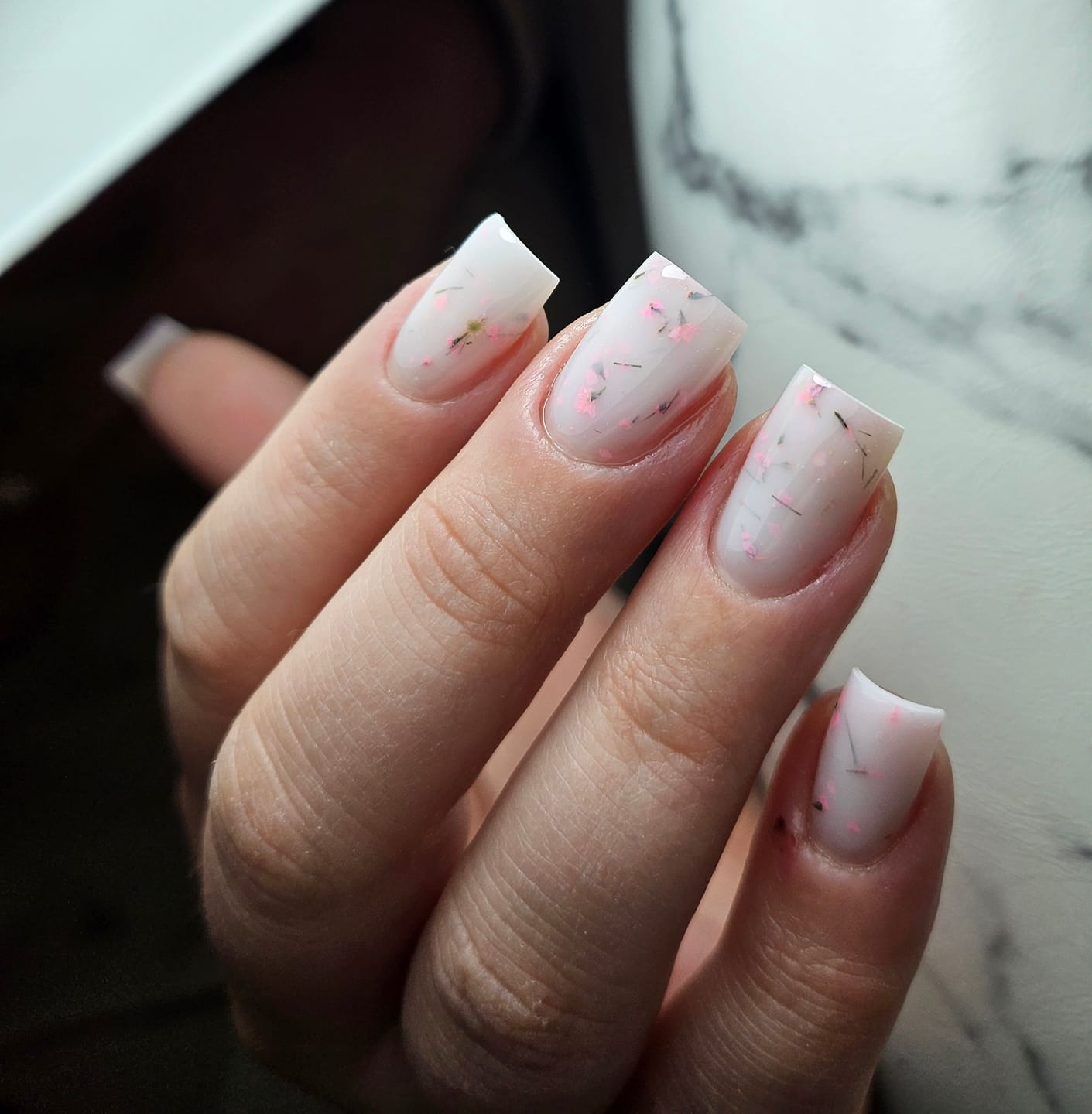 Customer photo review of FloraMilky 03 Builder Gel