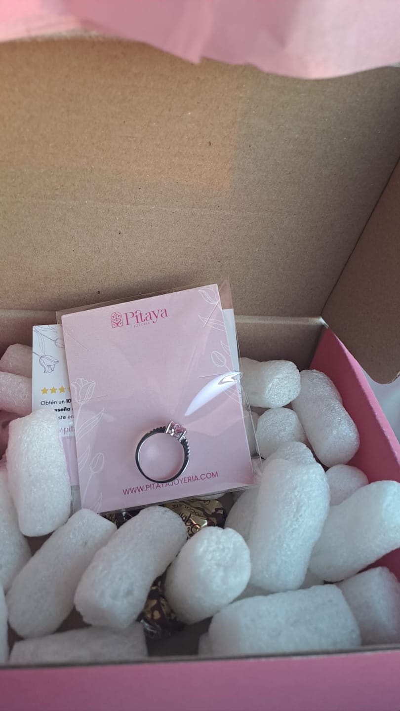 Customer photo review of Anillo Promesa Heart Pink Plata 925