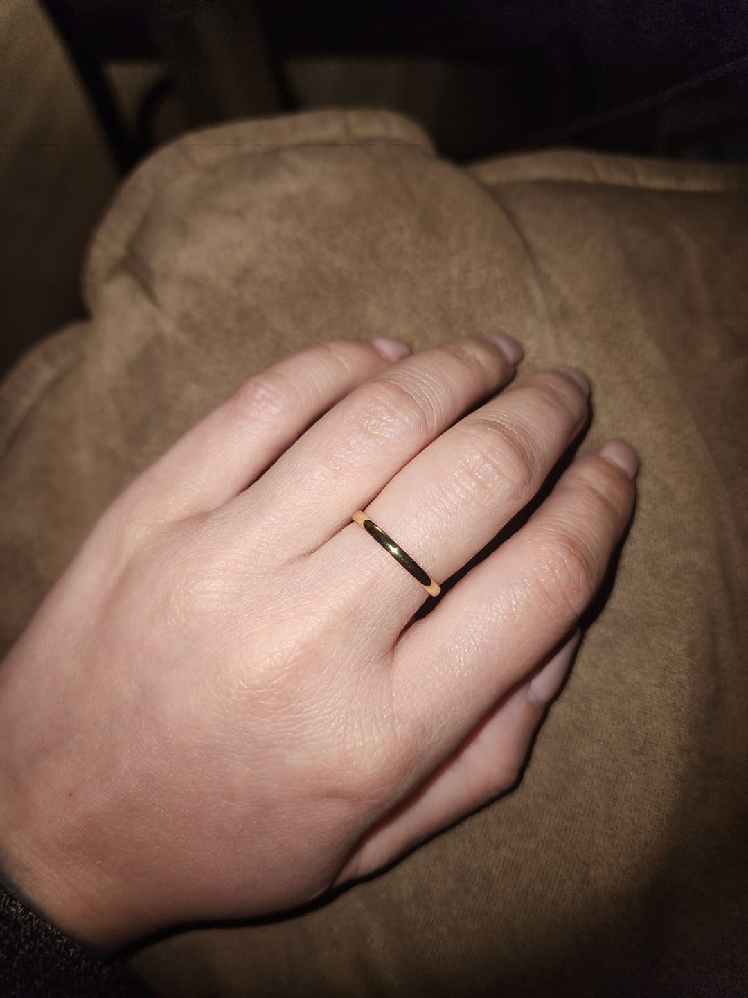 Customer photo review of Everyday Classic Thin Ring Band